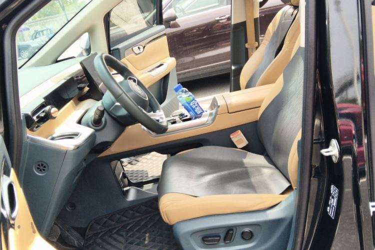 Used GAC Trumpchi E8 2024 Honor Series 2.0L Honor Edition Left Front Seat