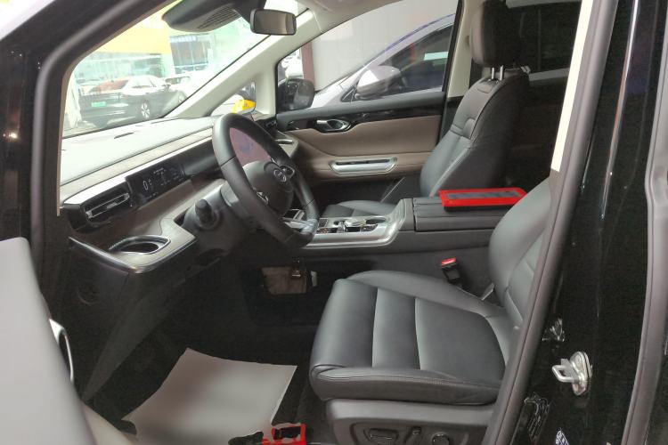 Used GAC Trumpchi E8 2024 Honor Series 2.0L Honor Edition Left Front Seat