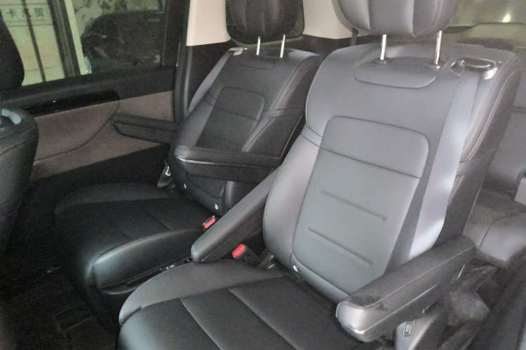 Used GAC Trumpchi E8 2024 Honor Series 2.0L Honor Edition Left Rear Seat