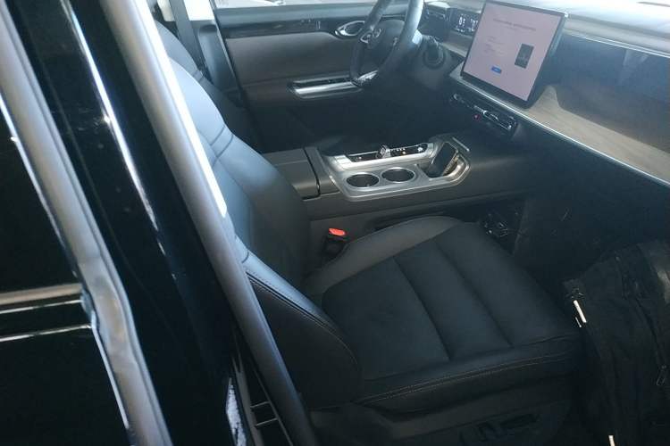 Used GAC Trumpchi E8 2024 Honor Series 2.0L Honor Edition Right Front Seat