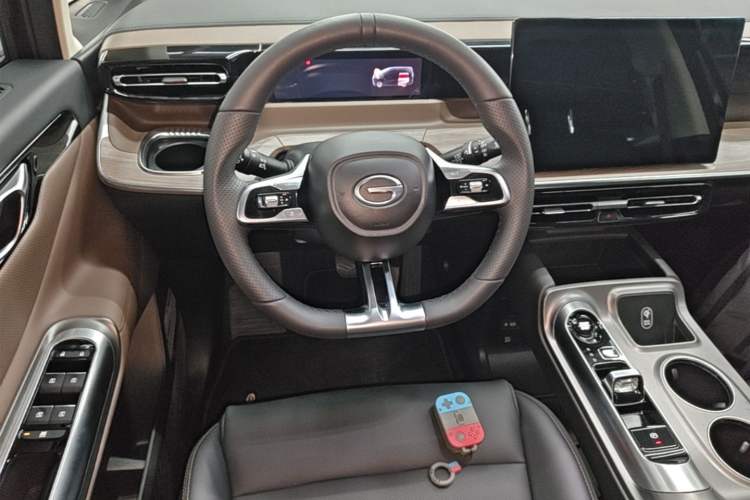 Used GAC Trumpchi E8 2024 Honor Series 2.0L Honor Edition Steering Wheel