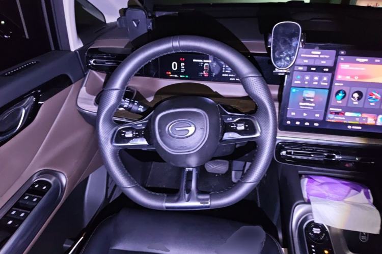 Used GAC Trumpchi E8 2024 Honor Series 2.0L Honor Edition Steering Wheel