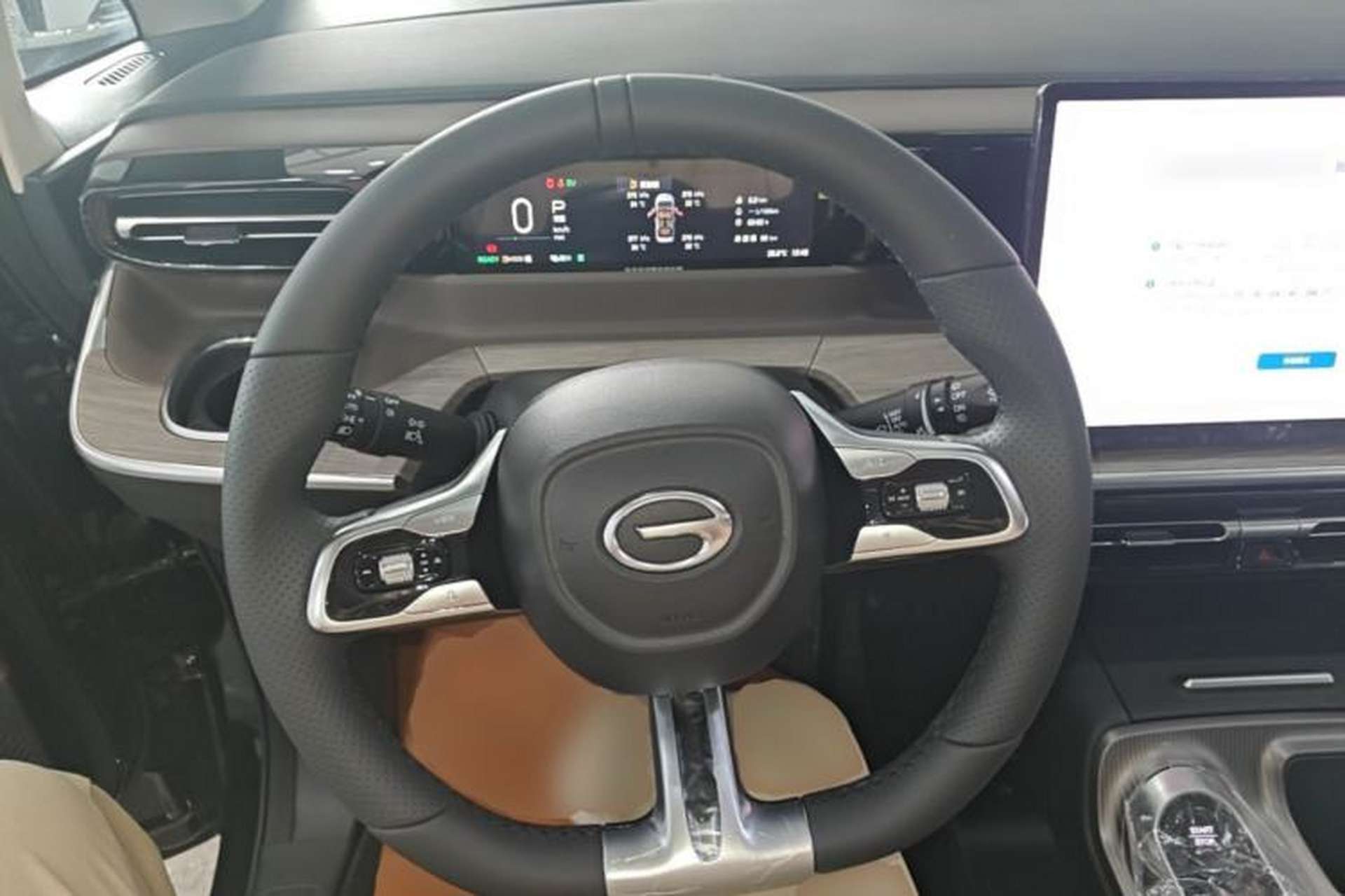 Used GAC Trumpchi E8 2024 Honor Series 2.0L Honor Edition Steering Wheel