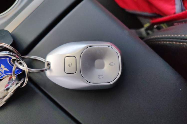 Used GAC Trumpchi E8 2024 Honor Series 2.0L Honor Edition Vehicle Key