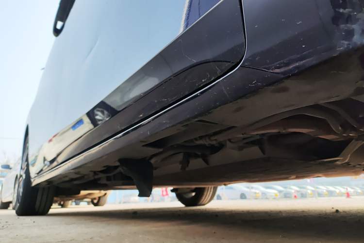 Used GAC Trumpchi E8 2024 Honor Series 2.0L Honor Edition Right Side Sill