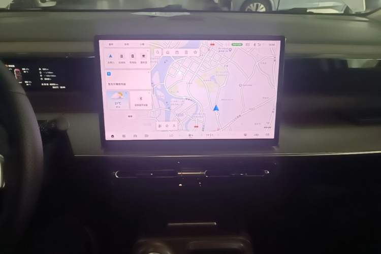 Used GAC Trumpchi E8 2024 Honor Series 2.0L Smart Edition Audio And AC Panel