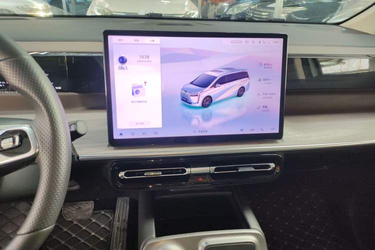 Used GAC Trumpchi E8 2024 Honor Series 2.0L Honor Edition Audio And AC Panel