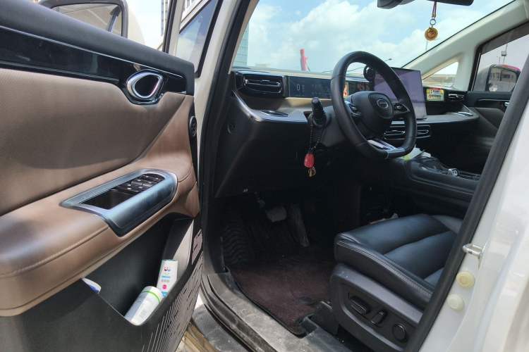 Used GAC Trumpchi E8 2024 Honor Series 2.0L Honor Edition Driver Seat