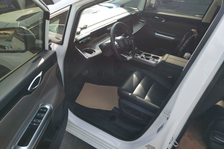 Used GAC Trumpchi E8 2024 Honor Series 2.0L Honor Edition Driver Seat