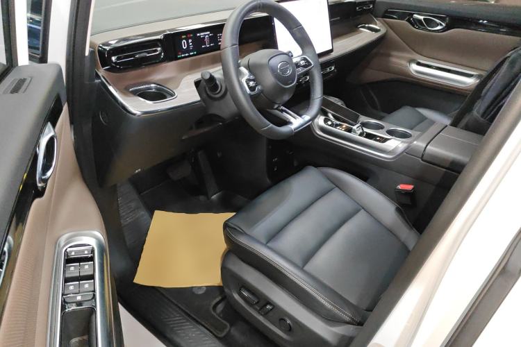 Used GAC Trumpchi E8 2024 Honor Series 2.0L Honor Edition Driver Seat