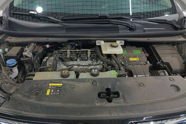 Used GAC Trumpchi E8 2024 Honor Series 2.0L Honor Edition Engine Bay
