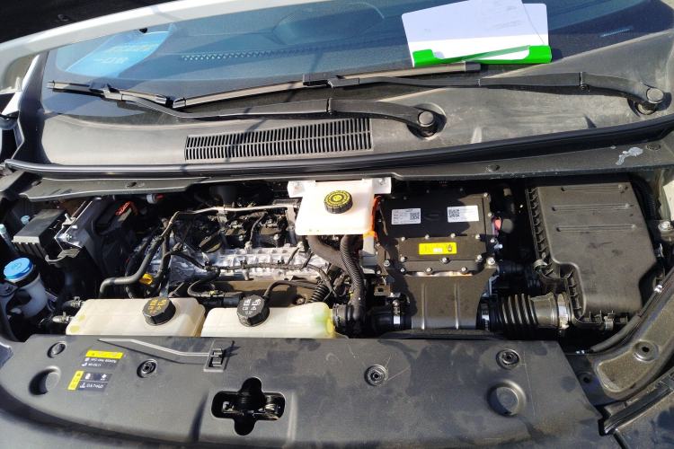 Used GAC Trumpchi E8 2024 Honor Series 2.0L Honor Edition Engine Bay