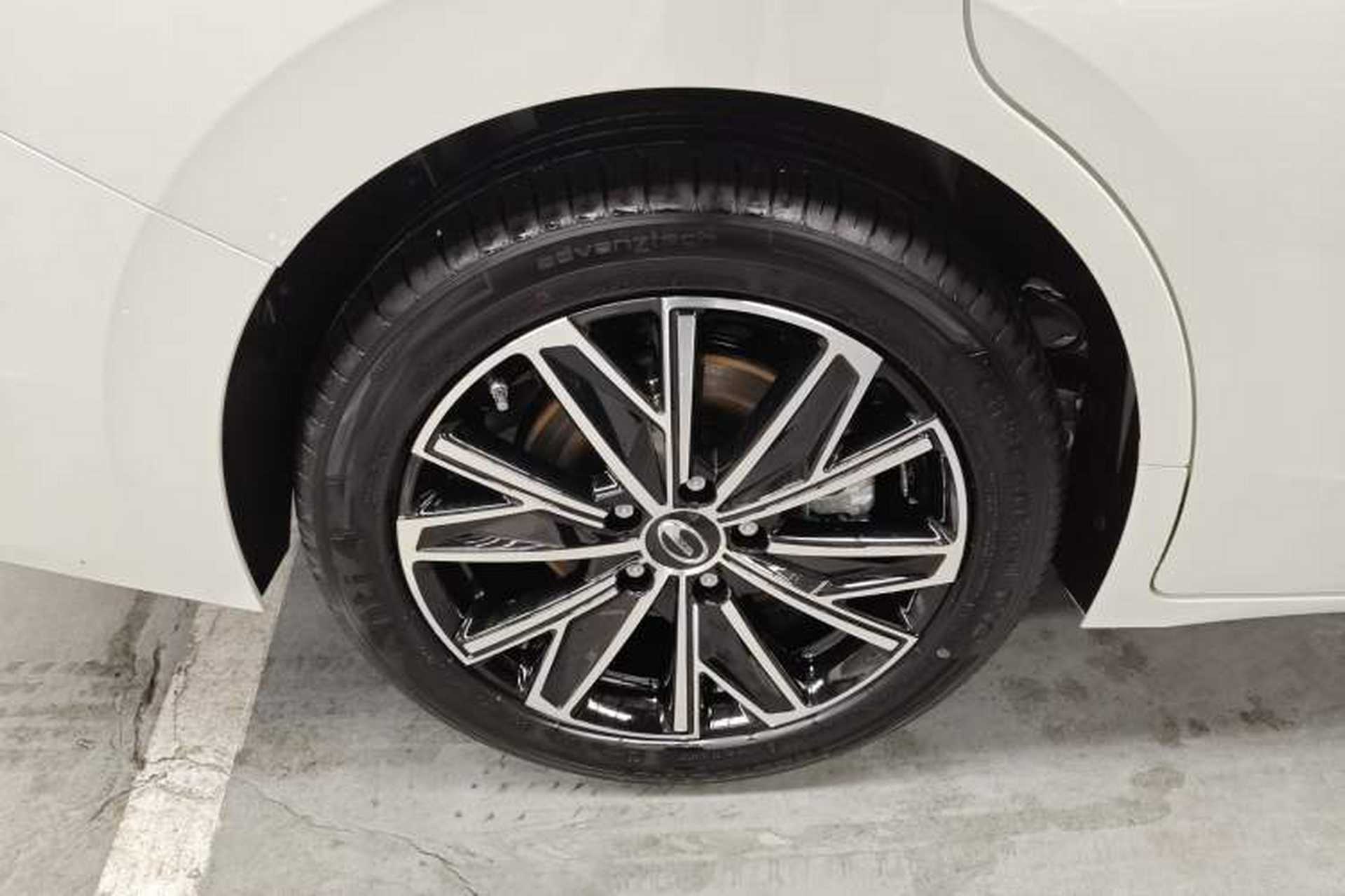 Used GAC Trumpchi E8 2024 Honor Series 2.0L Honor Edition Exterior 5