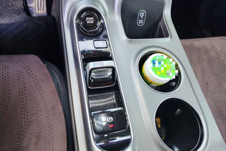 Used GAC Trumpchi E8 2024 Honor Series 2.0L Honor Edition Gear Lever
