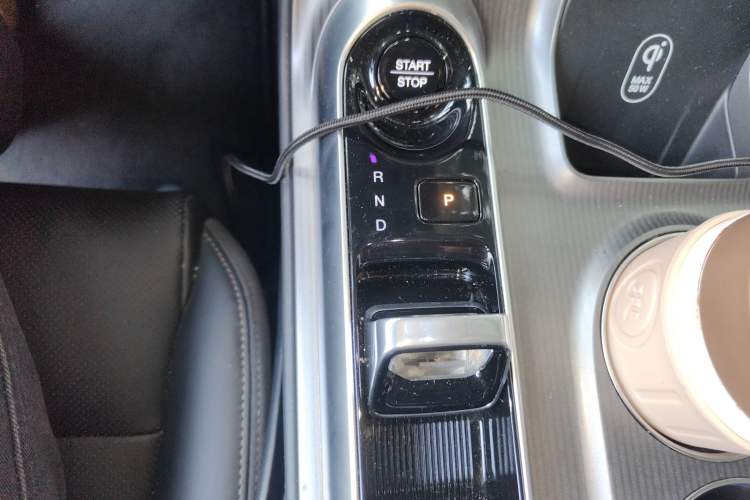Used GAC Trumpchi E8 2024 Honor Series 2.0L Honor Edition Gear Lever