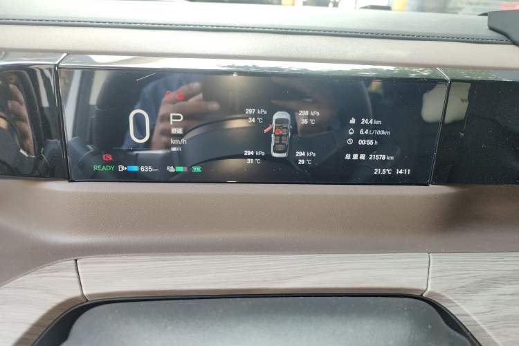 Used GAC Trumpchi E8 2024 Honor Series 2.0L Honor Edition Instrument Cluster