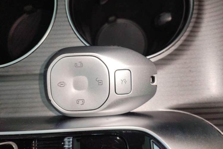 Used GAC Trumpchi E8 2024 Honor Series 2.0L Honor Edition Interior 1