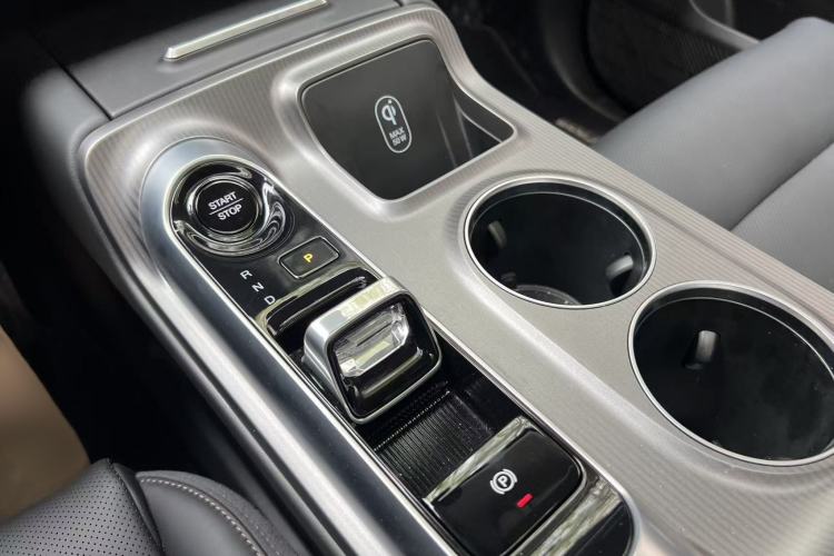 Used GAC Trumpchi E8 2024 Honor Series 2.0L Honor Edition Interior 11