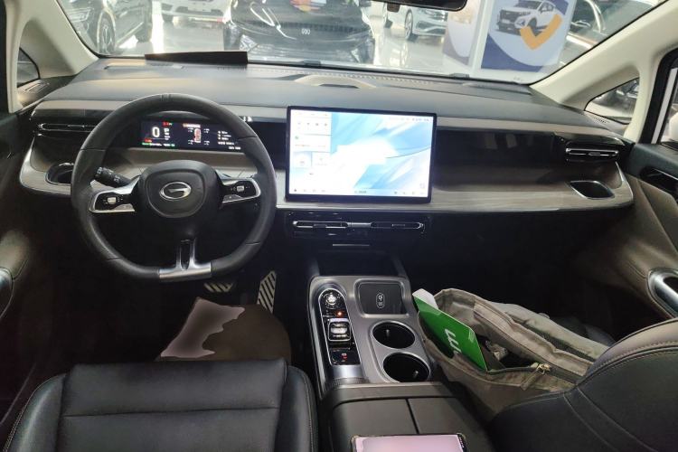 Used GAC Trumpchi E8 2024 Honor Series 2.0L Honor Edition Interior 2