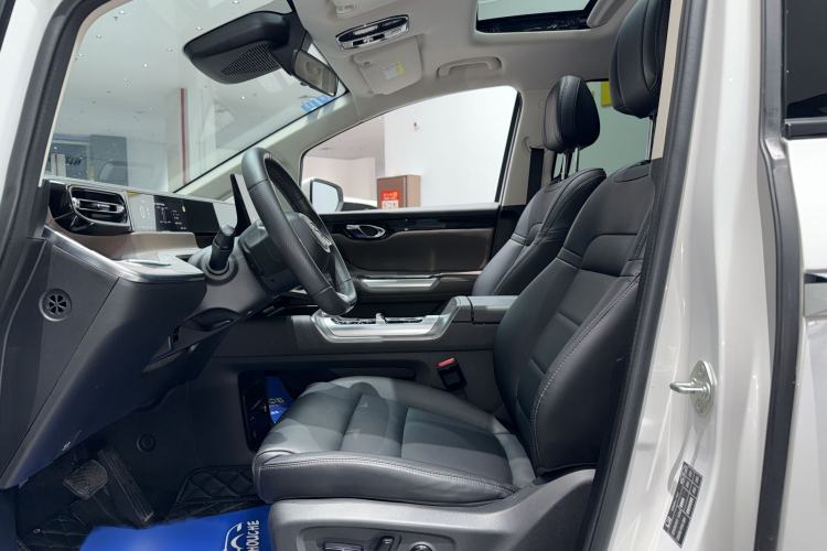 Used GAC Trumpchi E8 2024 Honor Series 2.0L Honor Edition Interior 2