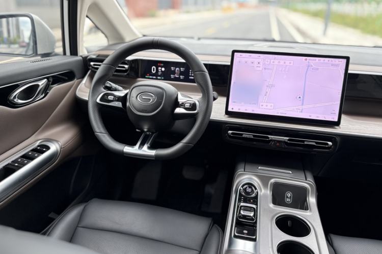 Used GAC Trumpchi E8 2024 Honor Series 2.0L Honor Edition Interior 3