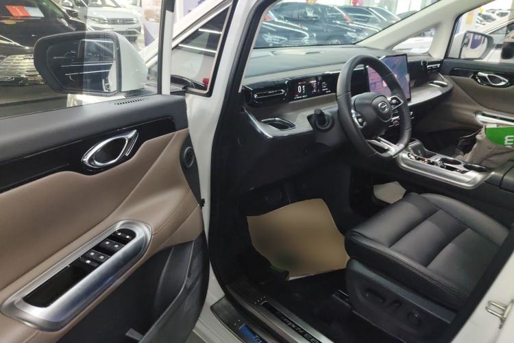 Used GAC Trumpchi E8 2024 Honor Series 2.0L Honor Edition Interior 3
