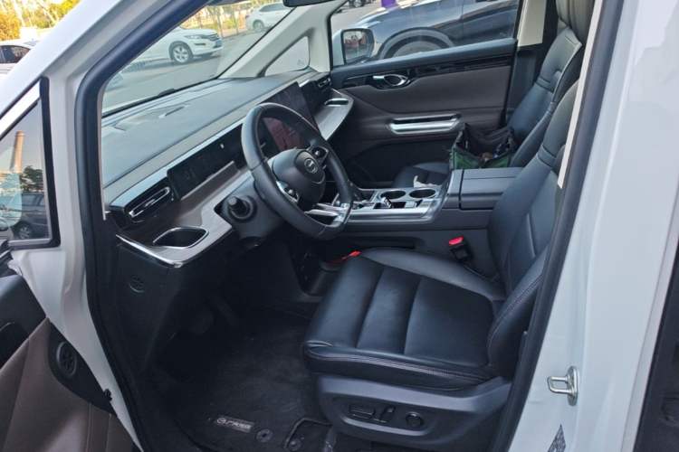 Used GAC Trumpchi E8 2024 Honor Series 2.0L Honor Edition Left Front Seat