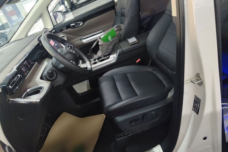 Used GAC Trumpchi E8 2024 Honor Series 2.0L Honor Edition Left Front Seat