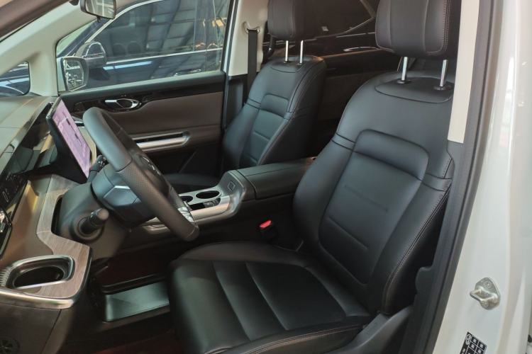 Used GAC Trumpchi E8 2024 Honor Series 2.0L Honor Edition Left Front Seat
