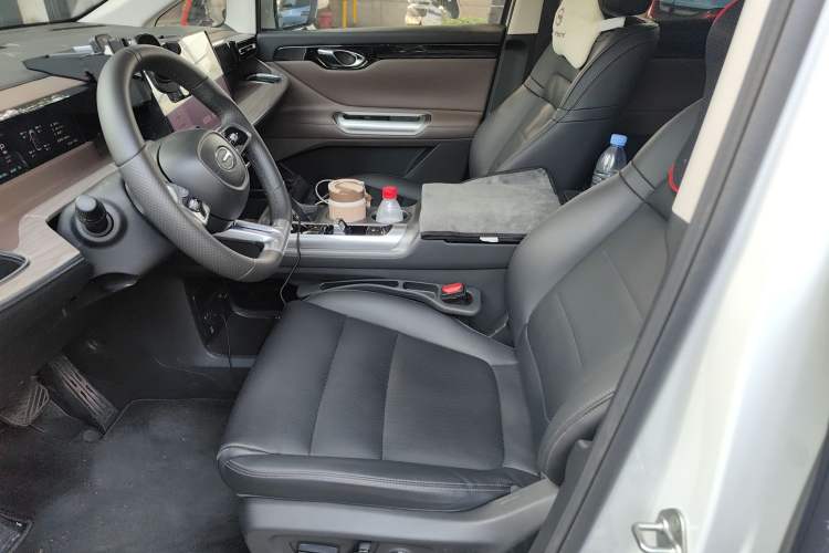 Used GAC Trumpchi E8 2024 Honor Series 2.0L Honor Edition Left Front Seat