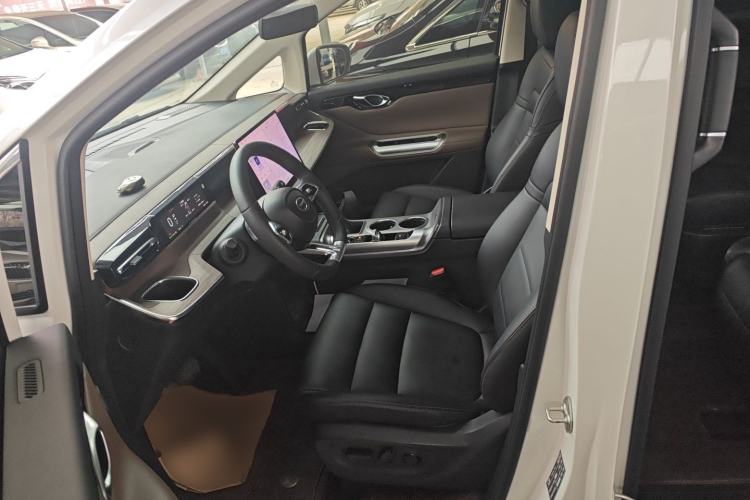 Used GAC Trumpchi E8 2024 Honor Series 2.0L Honor Edition Left Front Seat