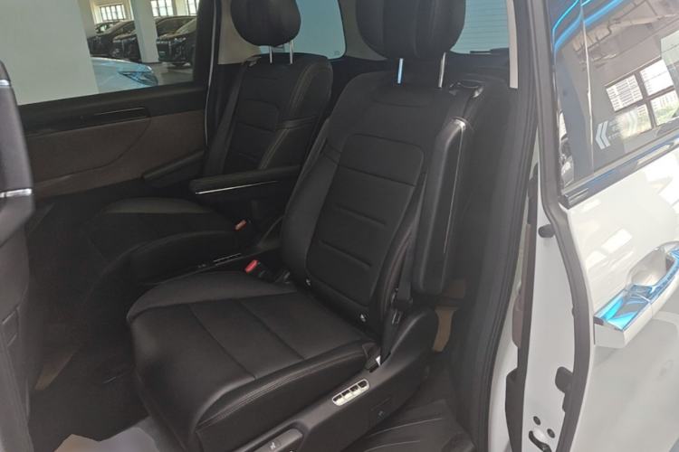 Used GAC Trumpchi E8 2024 Honor Series 2.0L Honor Edition Left Rear Seat
