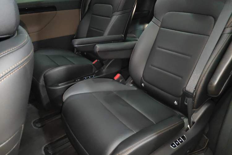 Used GAC Trumpchi E8 2024 Honor Series 2.0L Honor Edition Left Rear Seat