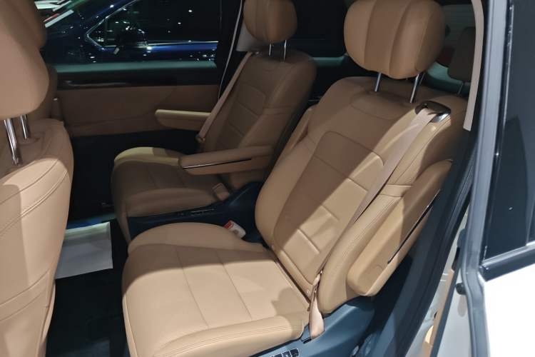 Used GAC Trumpchi E8 2024 Honor Series 2.0L Honor Edition Left Rear Seat