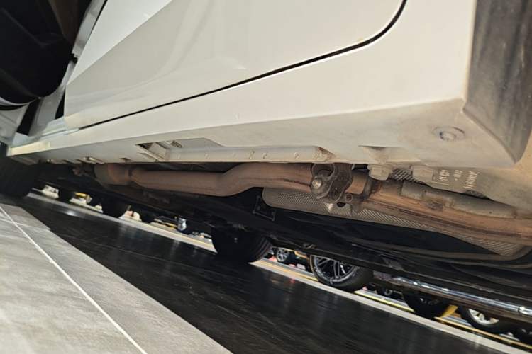 Used GAC Trumpchi E8 2024 Honor Series 2.0L Honor Edition Left Side Sill
