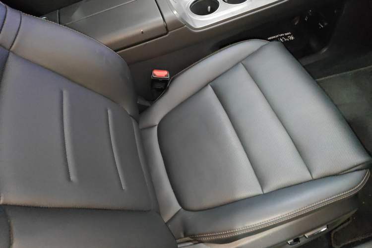 Used GAC Trumpchi E8 2024 Honor Series 2.0L Honor Edition Right Front Seat