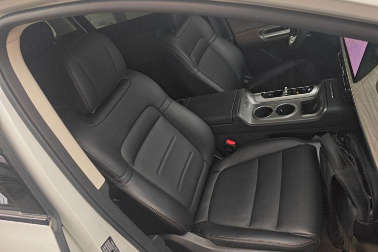Used GAC Trumpchi E8 2024 Honor Series 2.0L Honor Edition Right Front Seat
