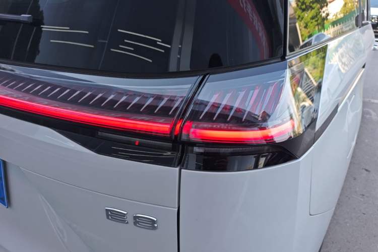 Used GAC Trumpchi E8 2024 Honor Series 2.0L Honor Edition Right Rear Taillight