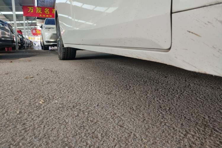 Used GAC Trumpchi E8 2024 Honor Series 2.0L Honor Edition Right Side Sill