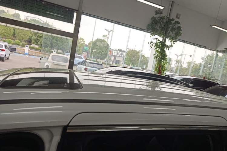 Used GAC Trumpchi E8 2024 Honor Series 2.0L Smart Edition Roof