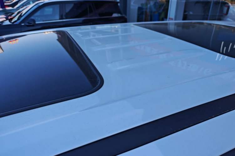 Used GAC Trumpchi E8 2024 Honor Series 2.0L Honor Edition Roof
