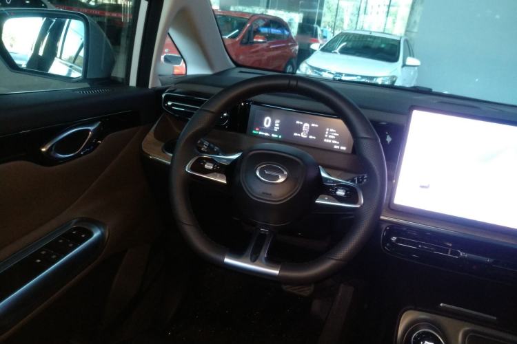 Used GAC Trumpchi E8 2024 Honor Series 2.0L Honor Edition Steering Wheel