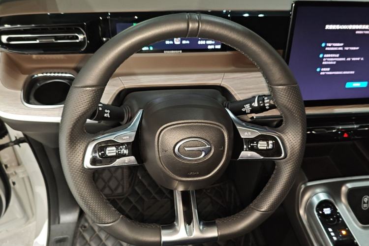 Used GAC Trumpchi E8 2024 Honor Series 2.0L Honor Edition Steering Wheel