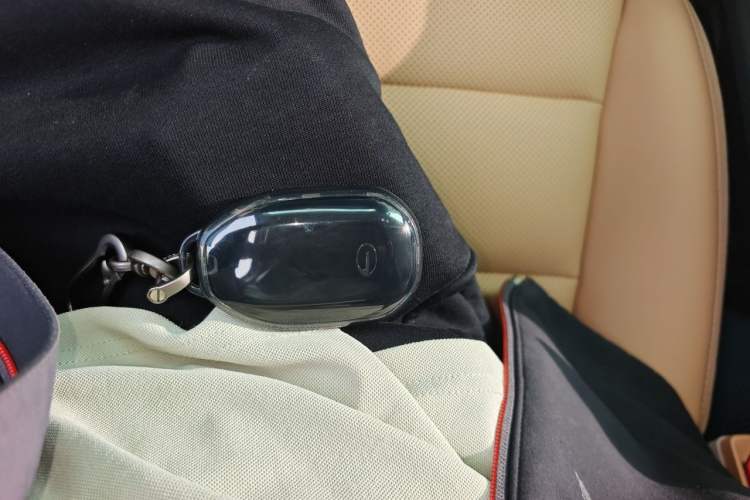 Used GAC Trumpchi E8 2024 Honor Series 2.0L Honor Edition Vehicle Key