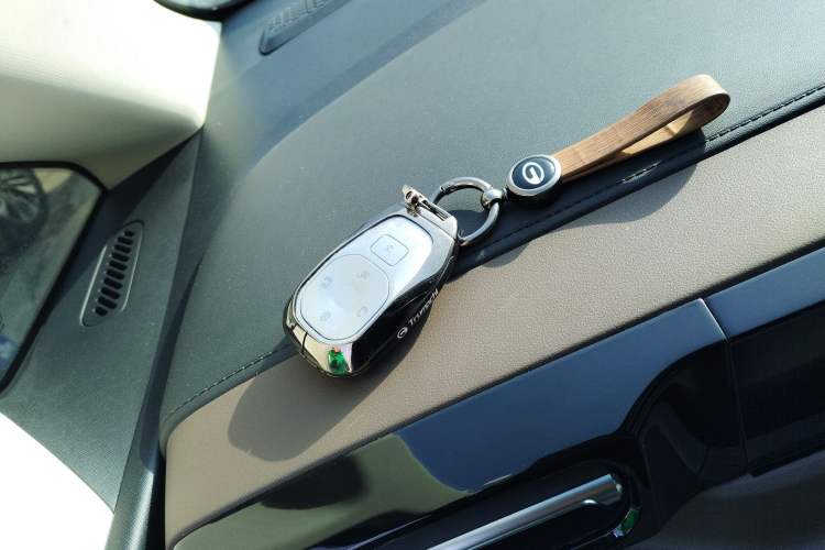 Used GAC Trumpchi E8 2024 Honor Series 2.0L Honor Edition Vehicle Key