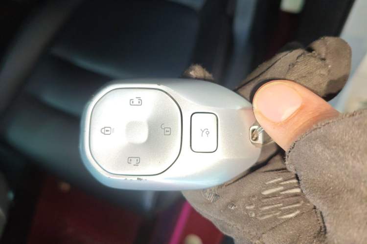 Used GAC Trumpchi E8 2024 Honor Series 2.0L Honor Edition Vehicle Key