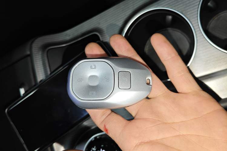 Used GAC Trumpchi E8 2024 Honor Series 2.0L Honor Edition Vehicle Key
