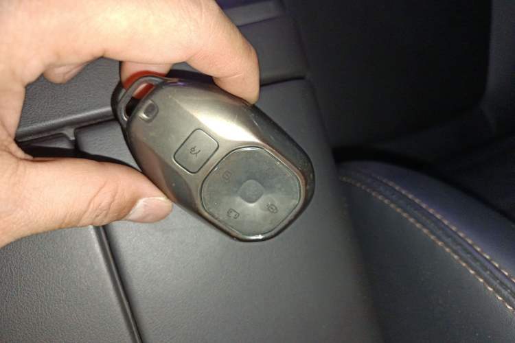 Used GAC Trumpchi E8 2024 Honor Series 2.0L Honor Edition Vehicle Key