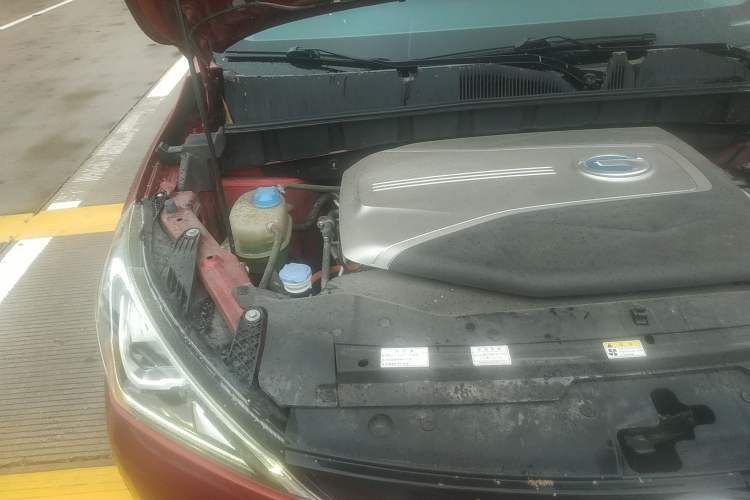Used GAC Trumpchi GE3 2017 310 Smart Edition Engine Bay Right