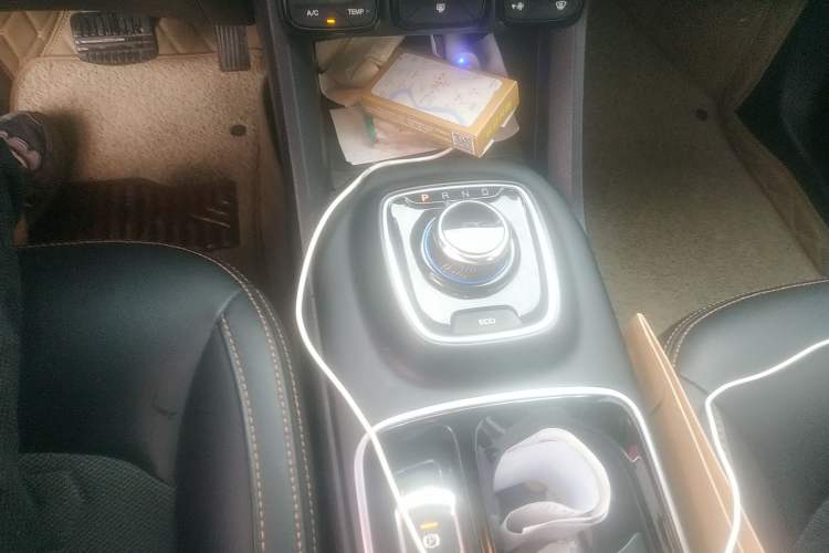 Used GAC Trumpchi GE3 2017 310 Smart Edition Gear Lever